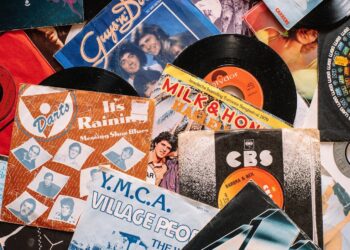 Delayed for Good: On Ezra Kline & The Hidden Thorns