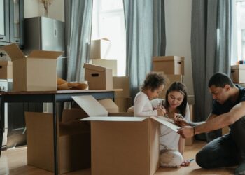 The Ultimate Moving Checklist for a New Homeowner