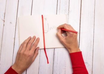 Handwriting and Hand Tremors: Tools, Techniques, and Tech That Help You Write Again