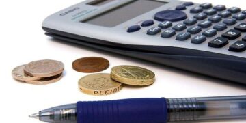 Budgeting with Anxiety: How to Overcome the Paralysis of Financial Planning