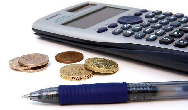 Budgeting with Anxiety: How to Overcome the Paralysis of Financial Planning