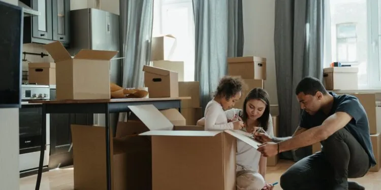 The Ultimate Moving Checklist for a New Homeowner